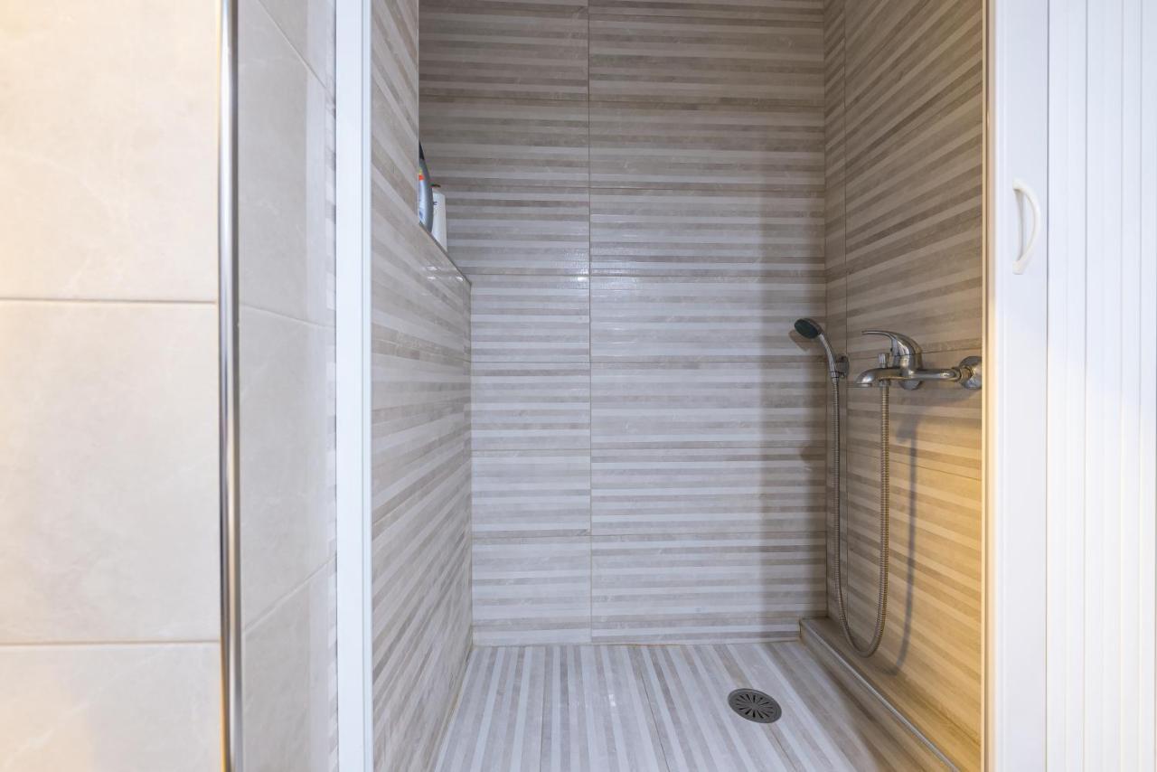 Athens Welcome Suites Apartments ภายนอก รูปภาพ