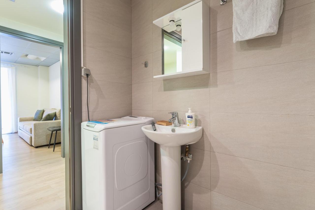 Athens Welcome Suites Apartments ภายนอก รูปภาพ