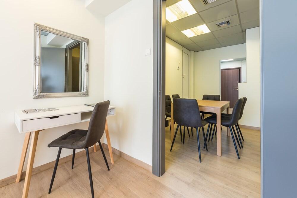 Athens Welcome Suites Apartments ภายนอก รูปภาพ