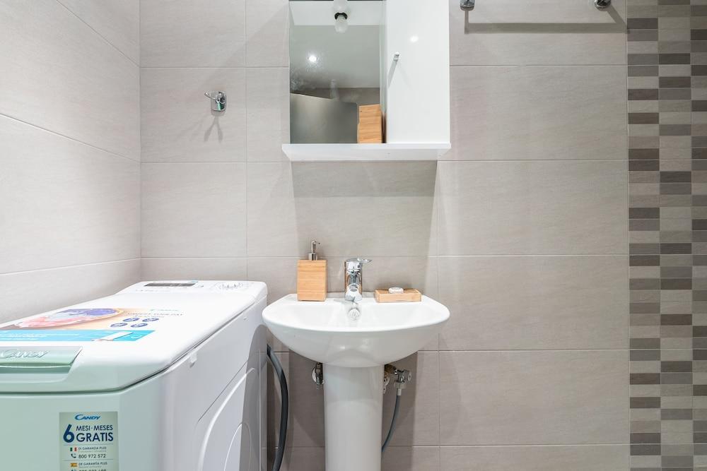 Athens Welcome Suites Apartments ภายนอก รูปภาพ
