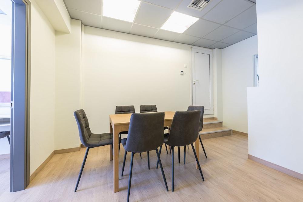 Athens Welcome Suites Apartments ภายนอก รูปภาพ